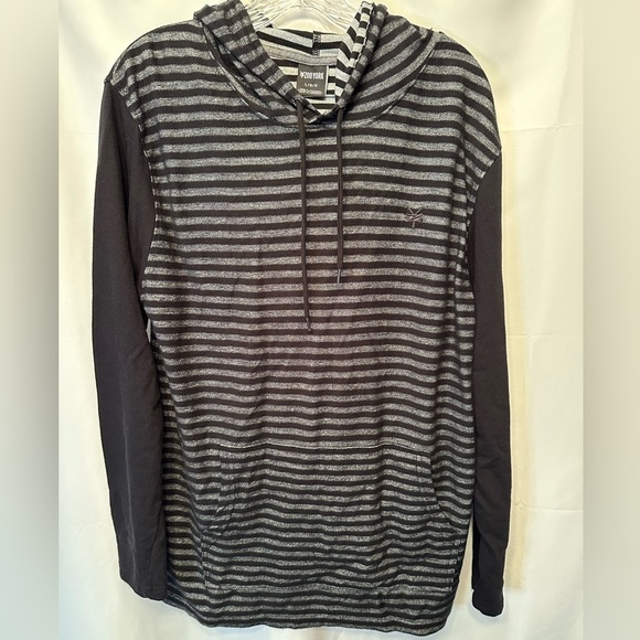 Zoo York Hoodie Size Large Pullover Gray Black Stripe Sweatshirt Outdoors - Picture 1 of 8